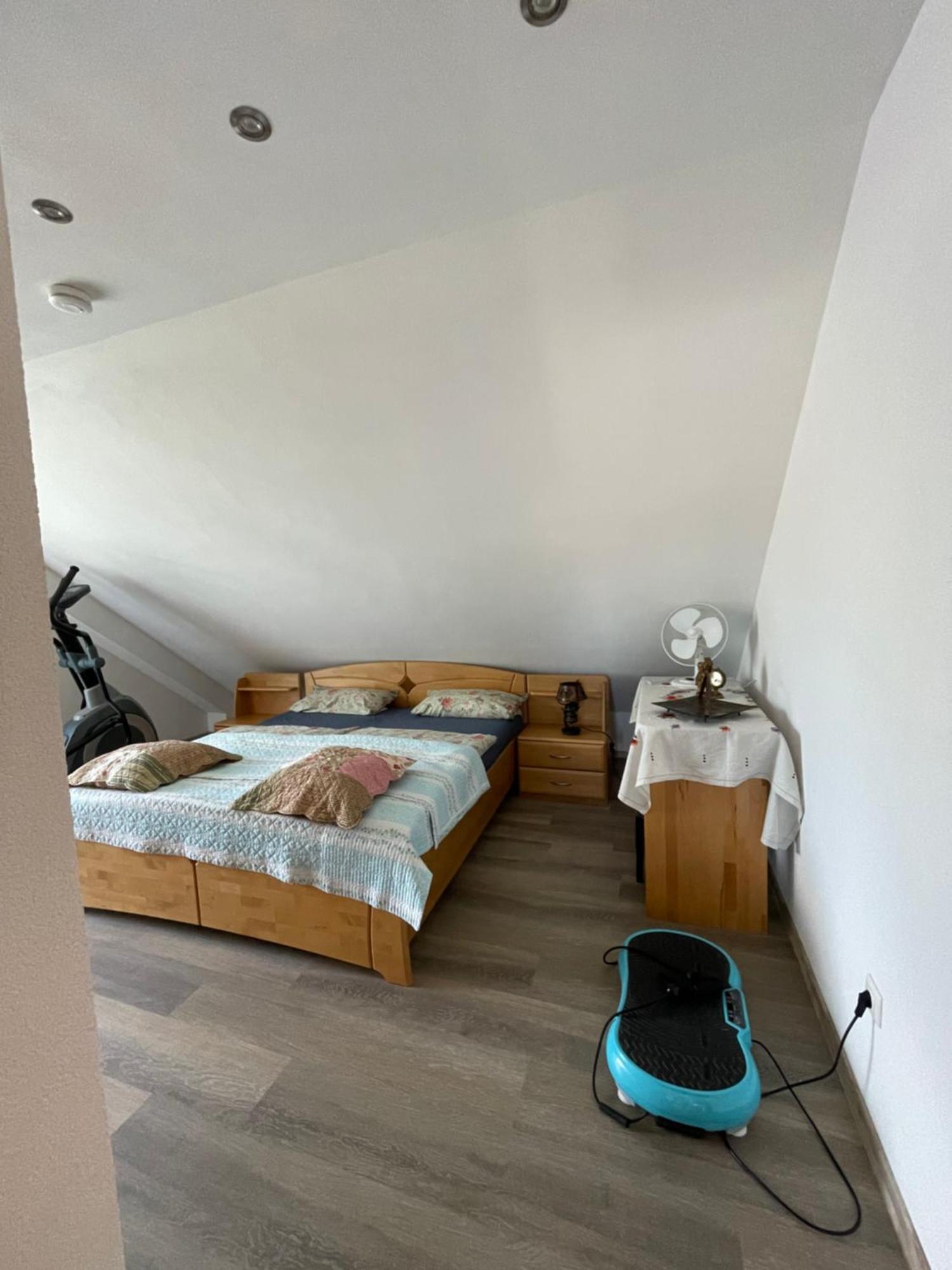 Gemuetliches Haus Im Herzen Des Schwarzwaldes Fuer Bis Zu 9 Personen 埃尔察赫 外观 照片